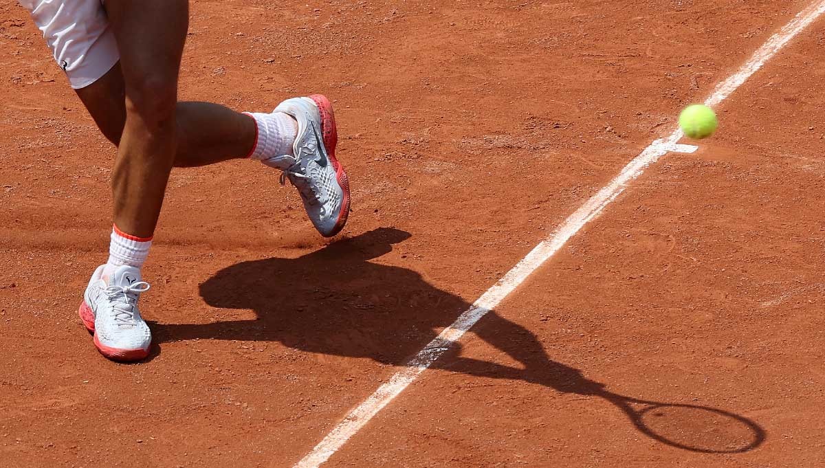 테니스 참고사진. 스페인 테니스 대표 라파엘 나달이 지난 2024년 7월 프랑스 파리 스타드 롤랑가로스에서 훈련하고 있다. / 뉴스1