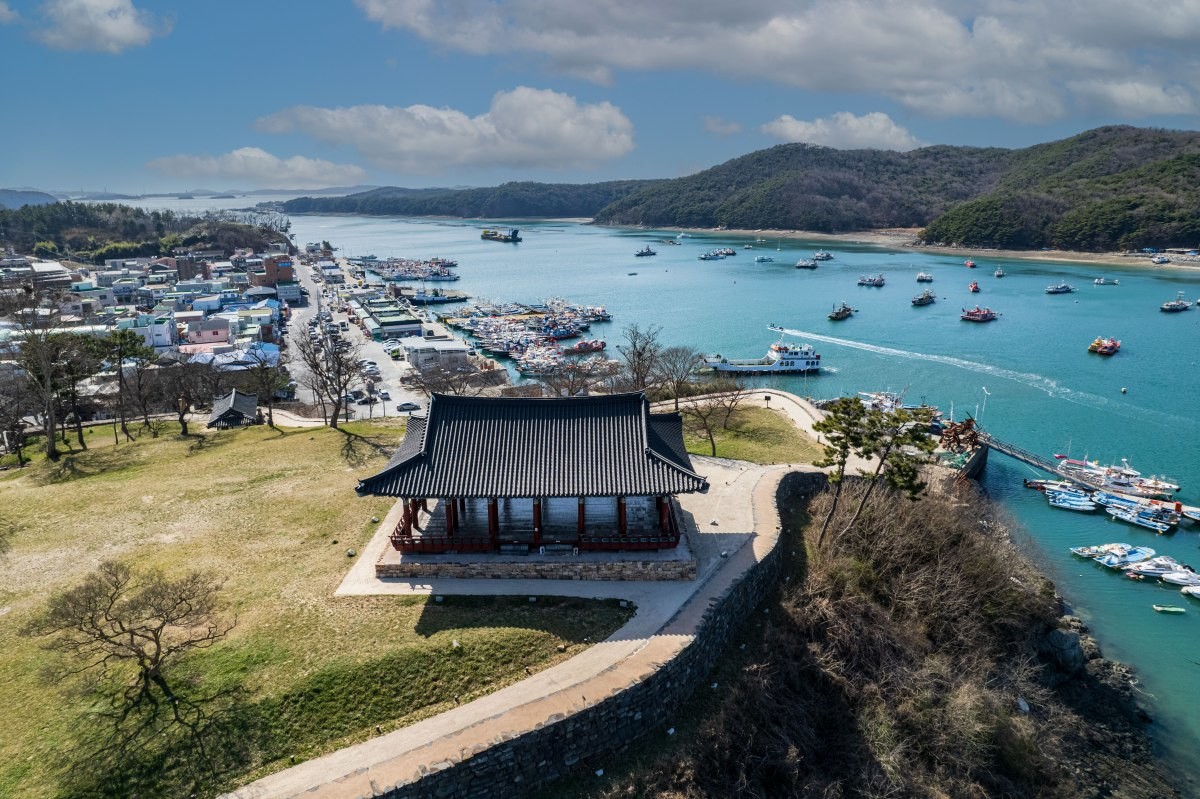 충청수영성과 오천항 / 보령시