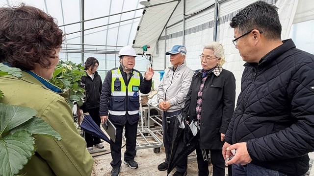 함평군 농업기술센터에서 농작업 안전재해 예방 현장 컨설팅을 진행했다.  / 함평군
