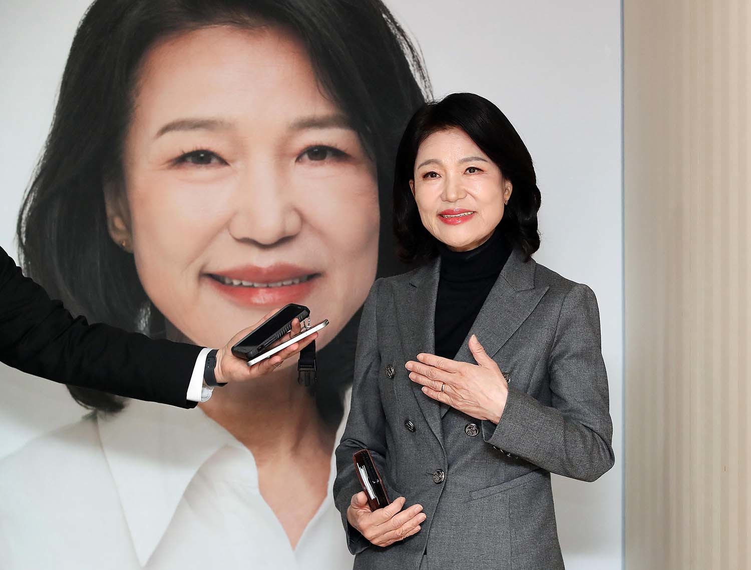 6·3 지방선거 대구시장 출마를 선언한 이진숙 전 방통위원장이 6일 대구 중구 선거사무소에서 공천 배제(컷오프) 등 자신의 입장을 밝히고 있다. / 뉴스1