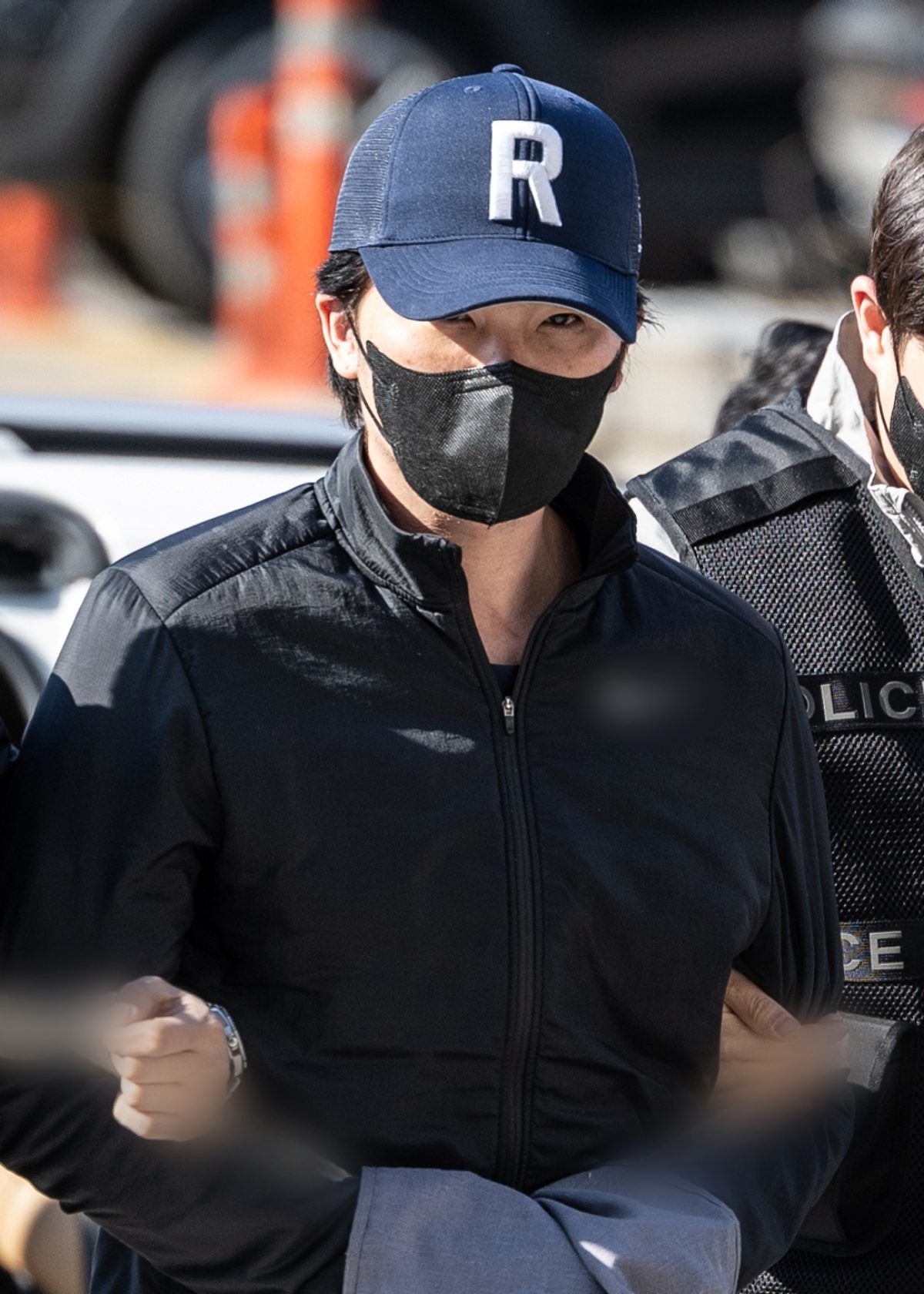 지난 2024년 3월 서초구 서울중앙지방법원에서 열린 구속 전 피의자 심문(영장실질심사)에 출석한 오재원 / 뉴스1