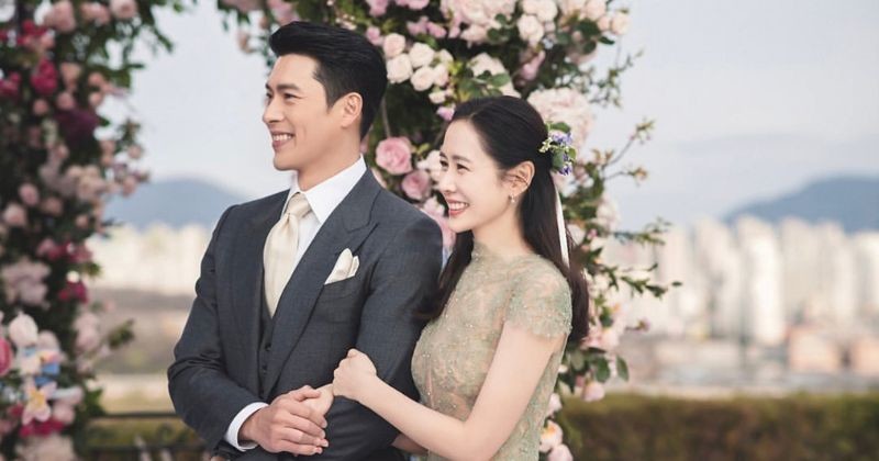 Hyun Bin and Son Ye-jin wedding photos / News 1