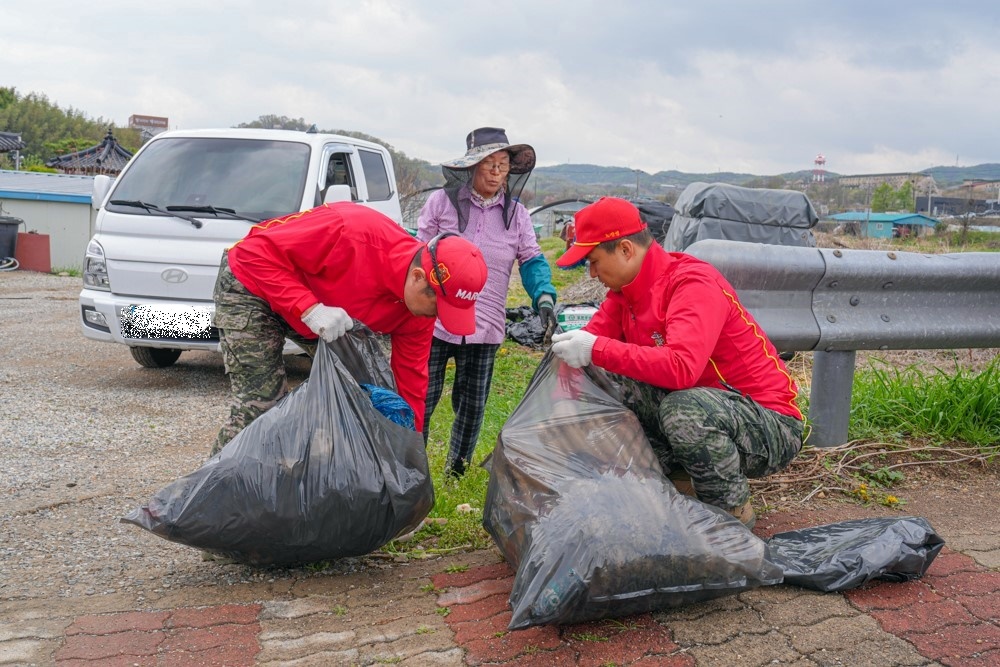 해병대 교육훈련단, 봄맞이 민·관·군 환경정화 힘 모아