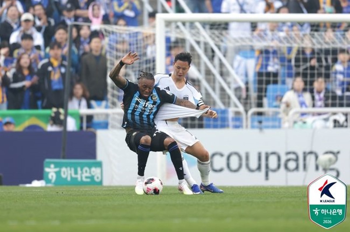 울산 HD가 후반 추가시간 말컹의 극장 헤딩골로 인천 유나이티드를 2-1로 꺾었다. / 한국프로축구연맹