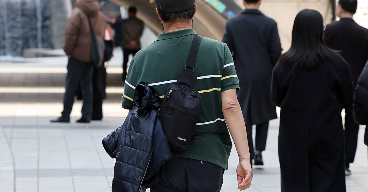 내일 서울 26도까지 오른다...포근한 날씨에도 '이것' 주의해야
