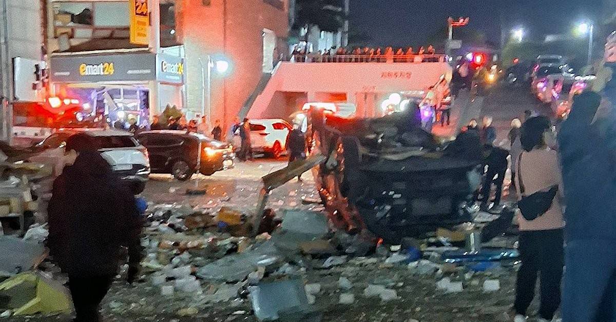 “폭탄 떨어진 줄” 차량까지 뒤집혀…새벽 식당 폭발, 잠자던 주민 15명 부상