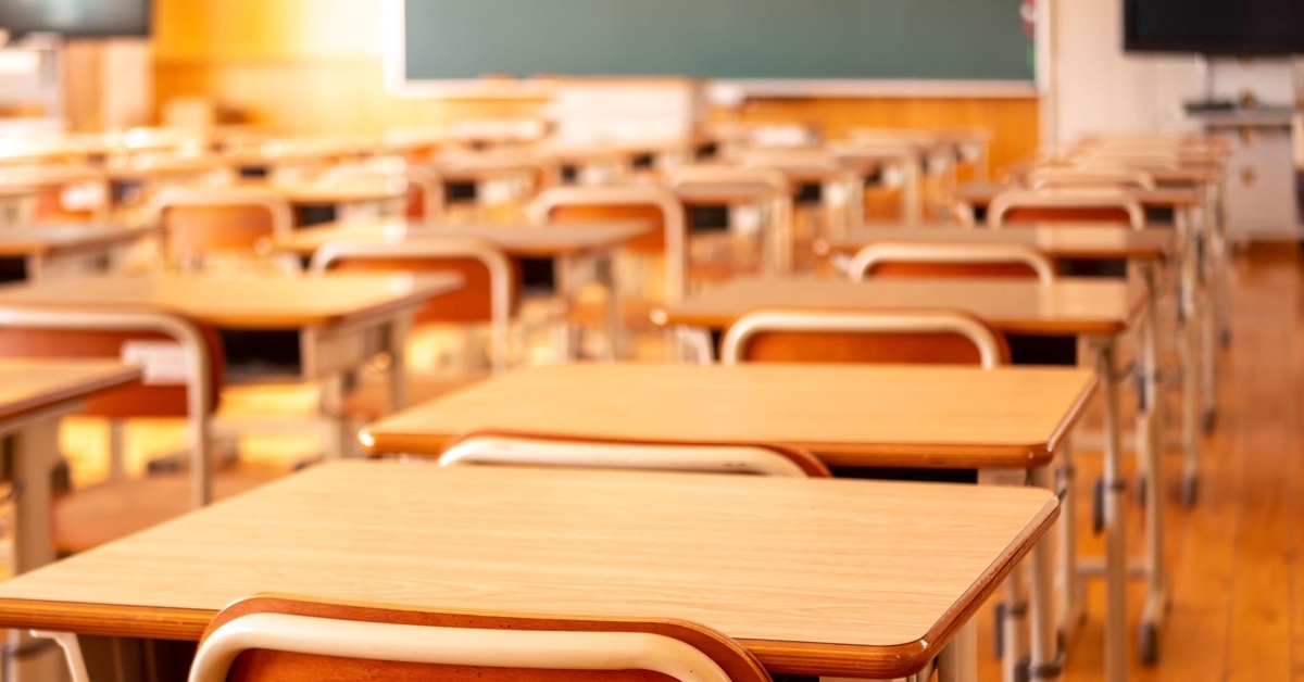 흉기로 교사 찌른 고등학생, 중학생 때부터 교사와 악연 있었다