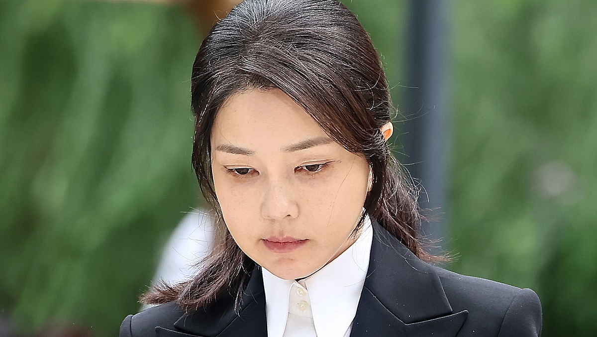 “윤석열 전 대통령이 비상계엄 미리 말 안 했다” 김건희, 1년 5개월 만에 첫 입장 밝혔다