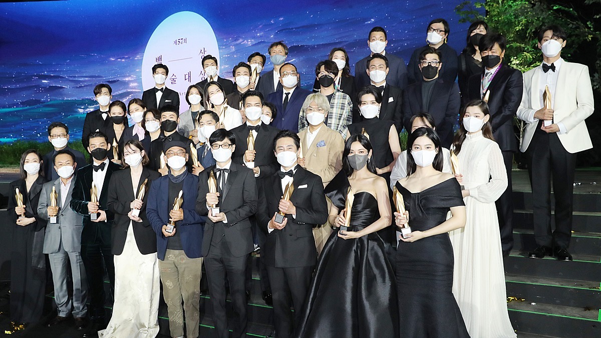 1000만 조회수 찍었는데…백상 후보서 싹 빠진 톱스타, 다 웅성거리고 있다