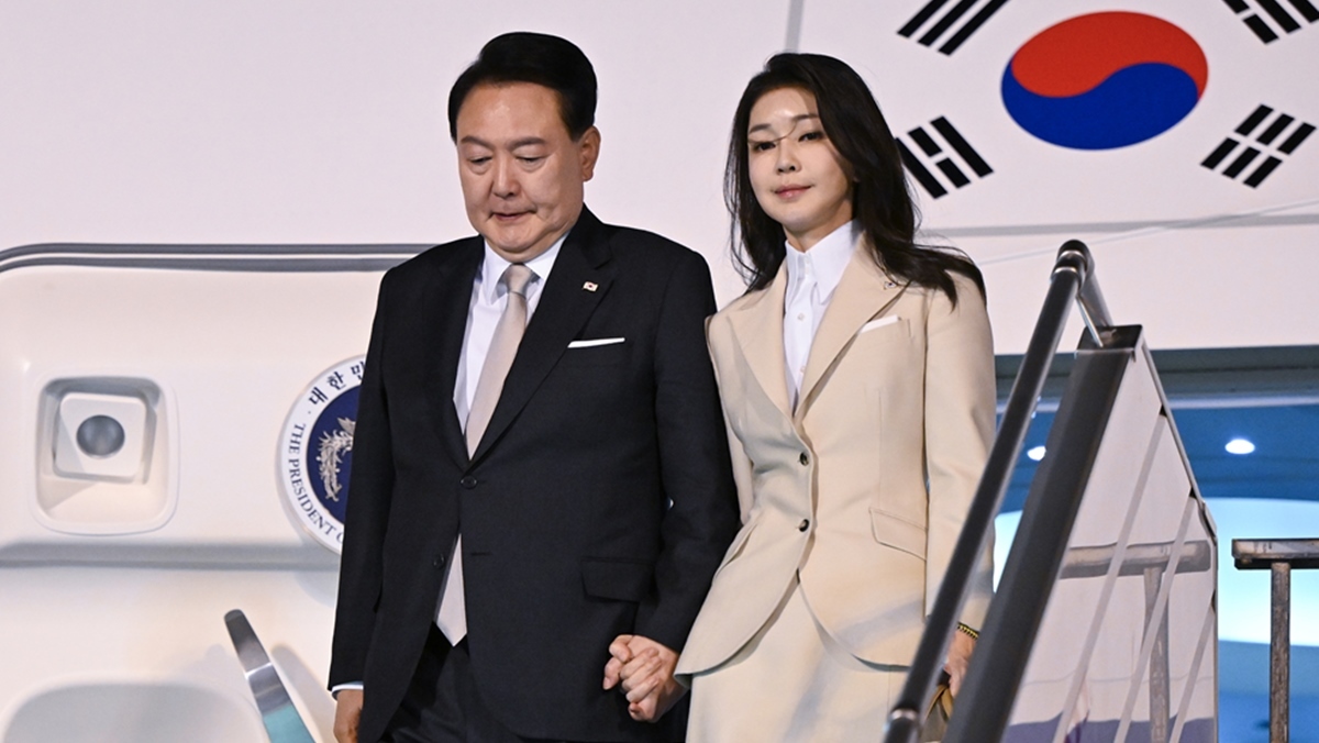 윤석열 전 대통령이 9개월 만에 김건희 여사와 재회하자 보인 반응