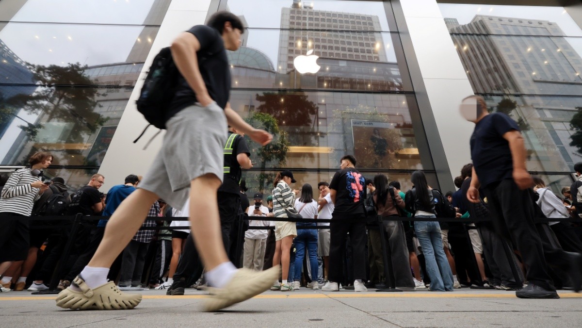 서울 중구 명동 애플스토어. / 뉴스1