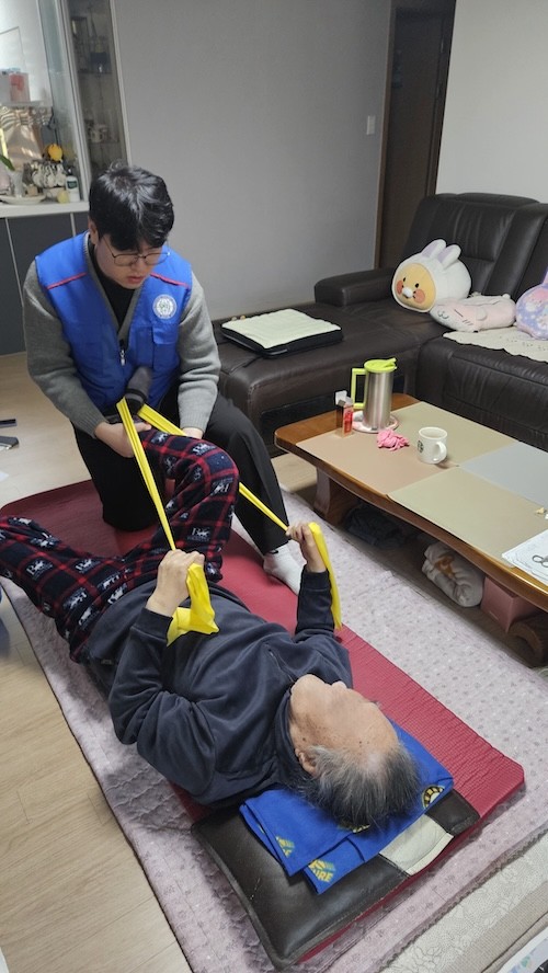 의료·요양·돌봄 통합지원_맞춤형방문 / 군산시