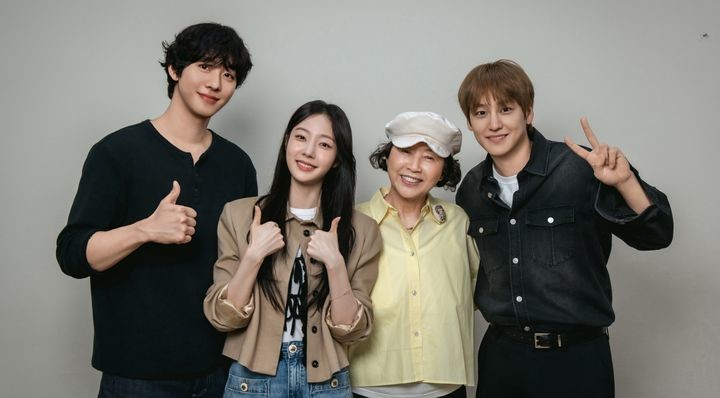 Sold Out Again Today Cast / SBS