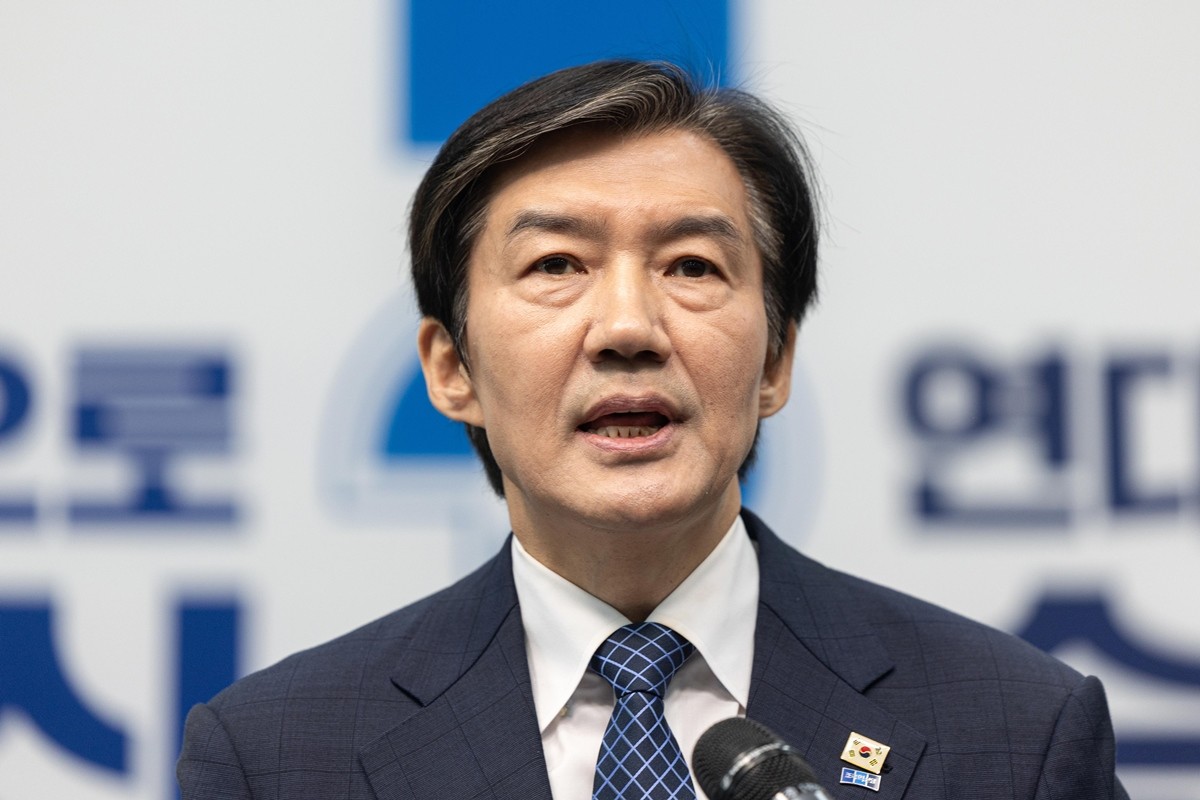 조국혁신당 조국 대표가 14일 국회에서 오는 6월 3일 치러질 재보선에 경기 평택을 지역구 출마를 발표하고 있다. / 뉴스1