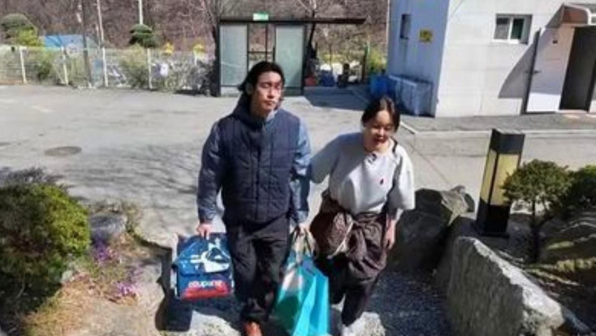 쿠팡 프레시백 들고 캠핑장 갔다가 논란 터진 유명 연예인 부부, 누구?