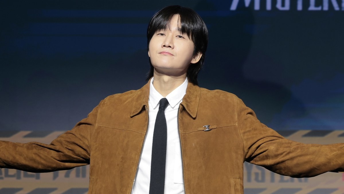 코미디언 이용진. 이용진은 동료 코미디언 이진호가 병원으로 긴급 이송됐다는 소식에 빠르게 응급실로 달려가 그의 곁을 지킨 것으로 알려졌다. / 뉴스1