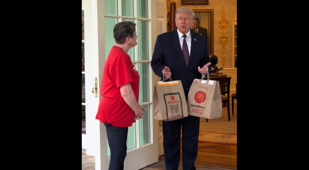 도널드 트럼프 미국 대통령 틱톡 캡처