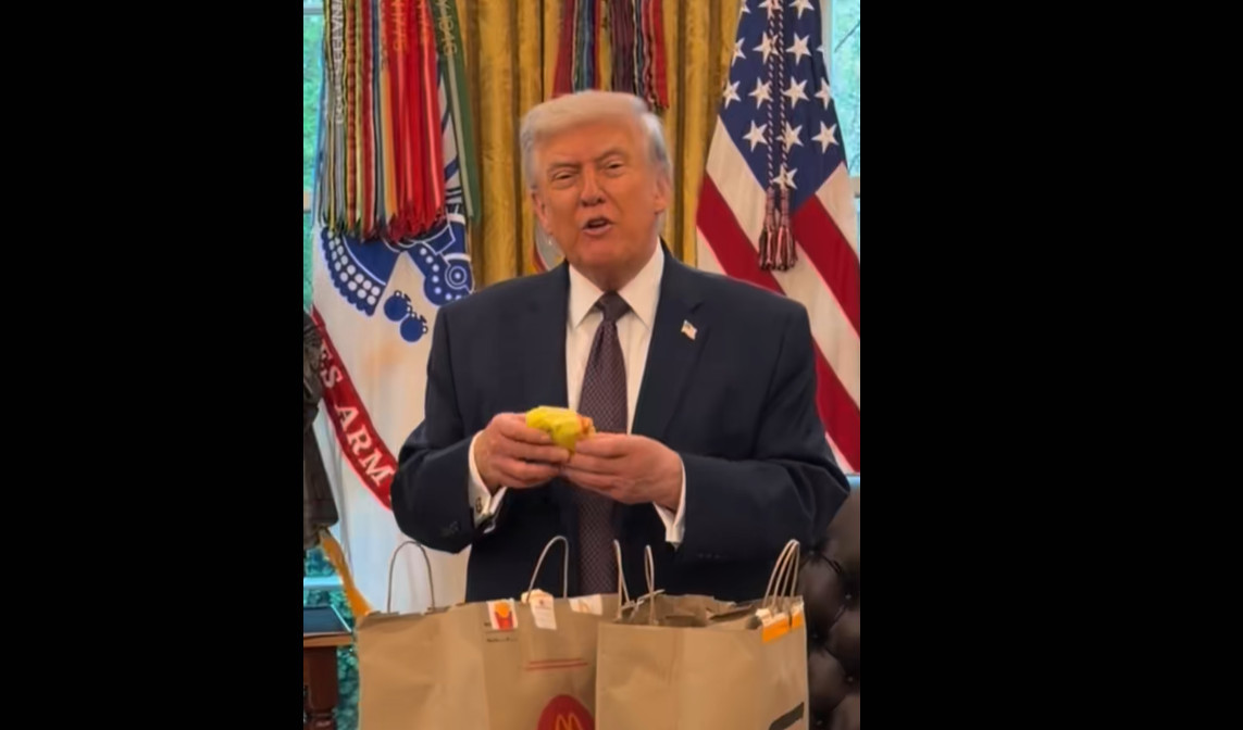 도널드 트럼프 미국 대통령 틱톡 캡처