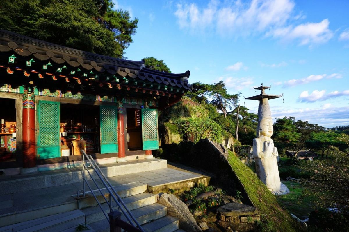 관촉사 석조미륵보살입상 / 한국관광공사(촬영 : 노희완)