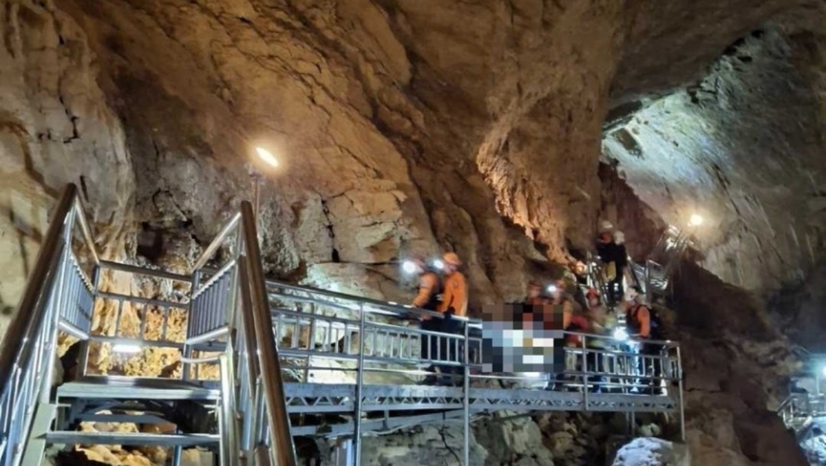 동굴 관광하다가 참변…환선굴 전망대서 60대 추락해 숨져