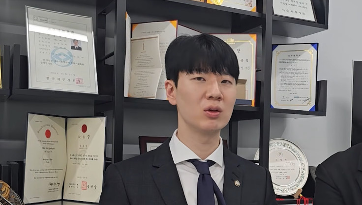 유튜브 '알렉산더 쇼'