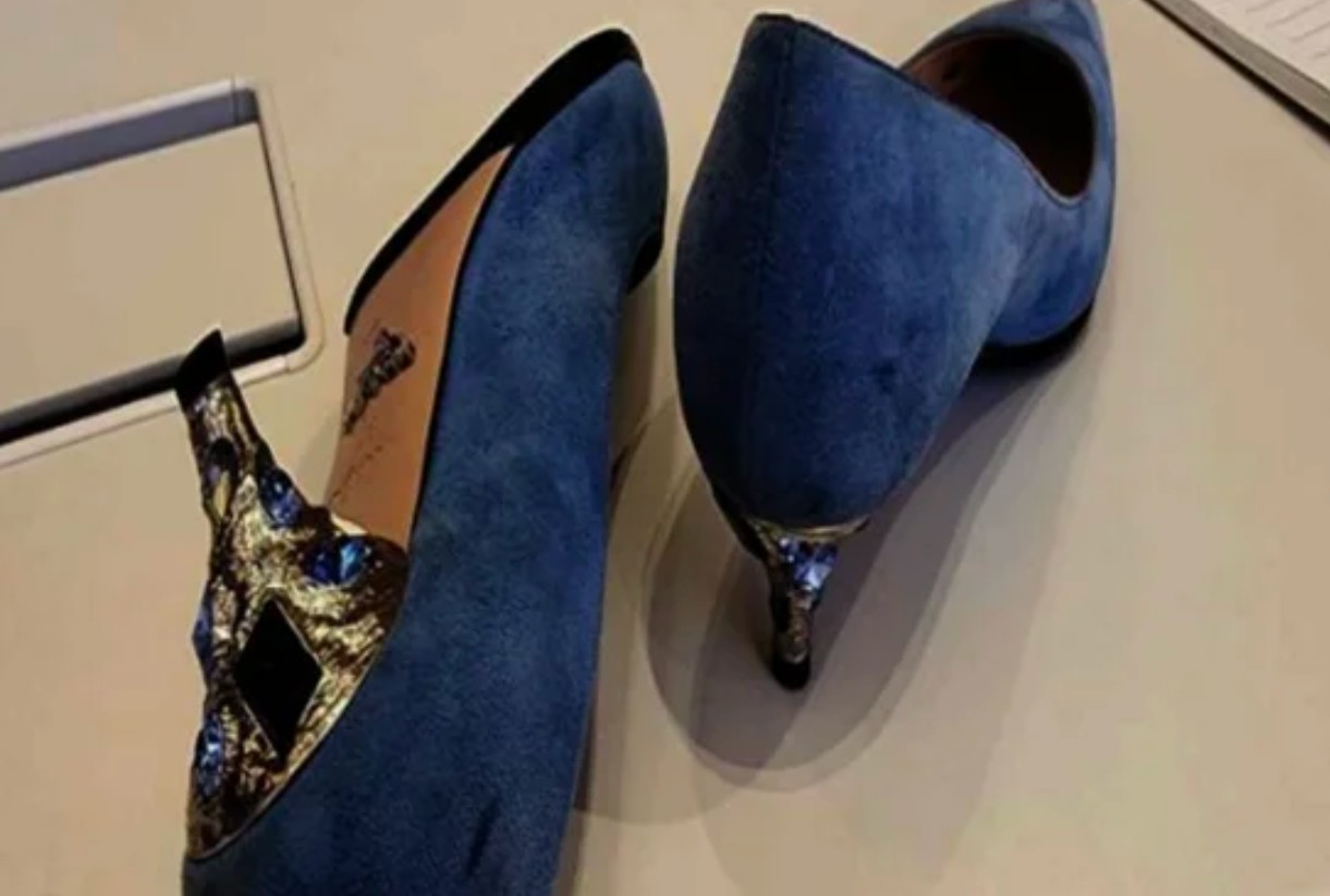 A씨가 호텔에서 신었던 구두 / 대한민국 법원 사법정보공개포털