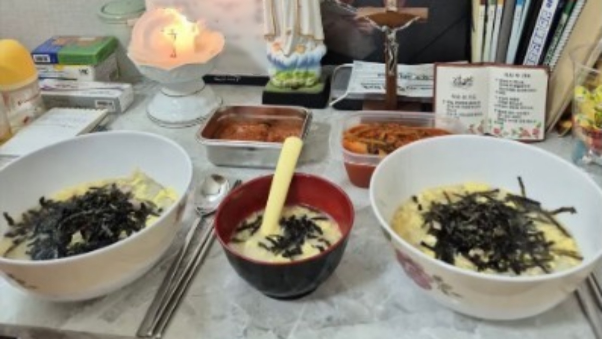 “건강해지라고 먹여”…생후 2개월에 떡국 먹인 친모, 결국 학대 혐의 송치