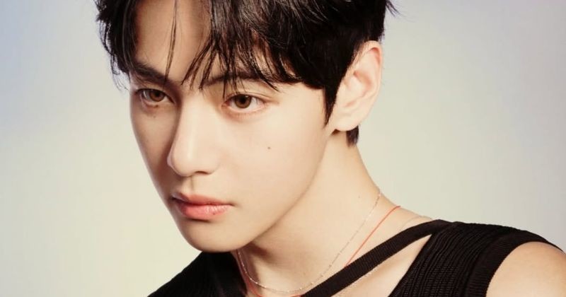 V's Official Photoshoot for TIRTIR  / V's Official Instagram