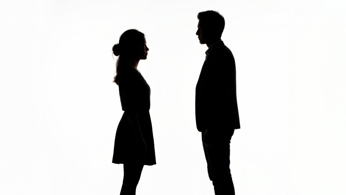 'BJ 추행 혐의' 유명 걸그룹 멤버 오빠…검찰서 구속영장 반려했다