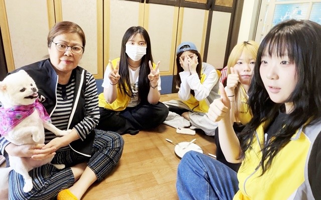 호남대학교 반려동물산업학과는 4월 16일 보호자의 거주지를 직접 방문해 상담과 행동 교정을 수행하는 ‘가정 방문형’ 반려동물 행동교정 봉사활동을 펼쳤다.   / 호남대