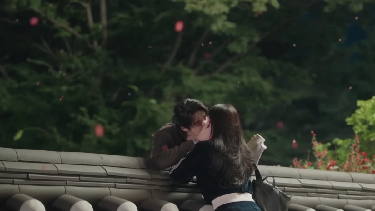 시청률 하락에도 동시간대 1위…3회 만에 '입맞춤 엔딩' 전개된 韓 드라마