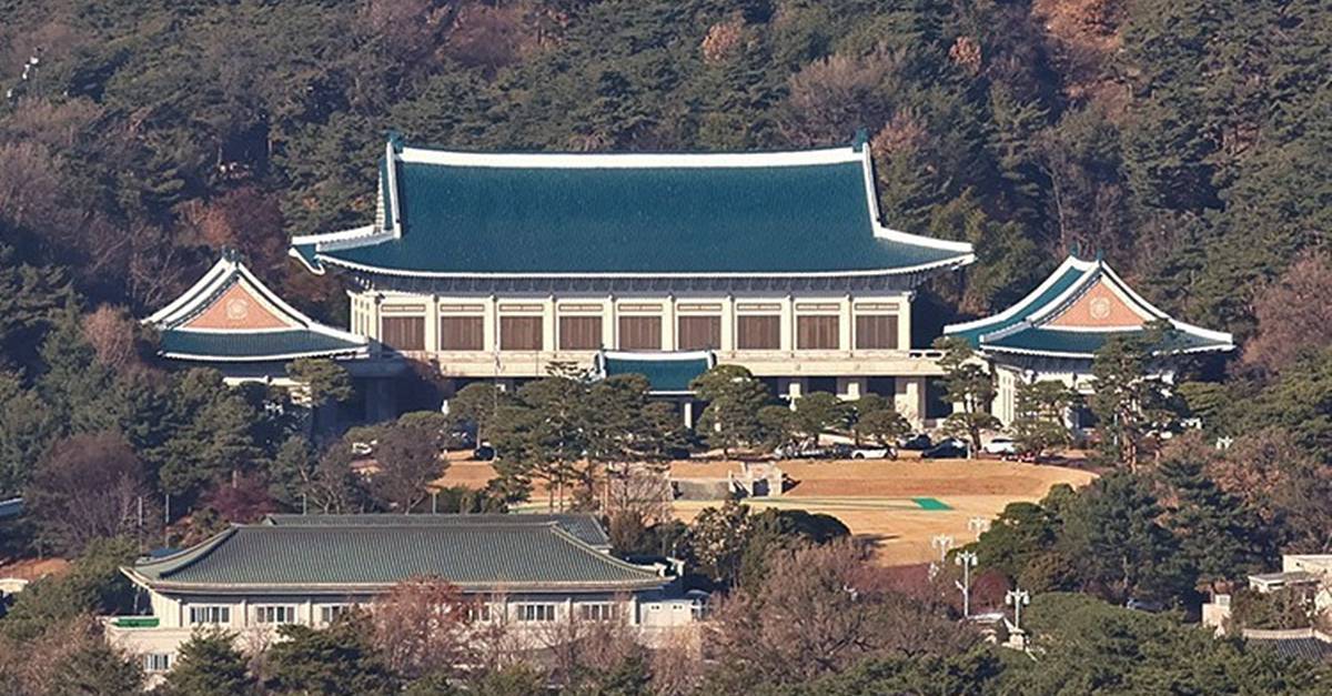 靑 “북 탄도미사일 발사, 유엔안보리 결의 위반…즉각 중단 촉구”