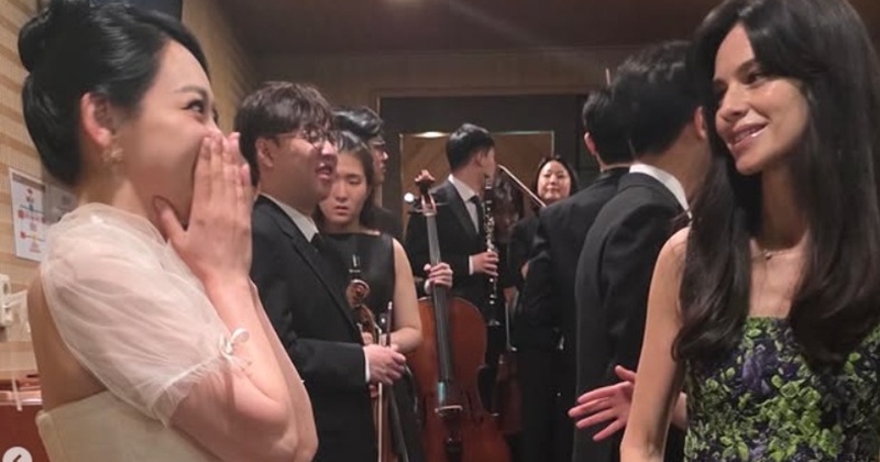 "실물 보고 입틀막..." 연예인도 놀라게 만든 '송중기 아내' 근황 