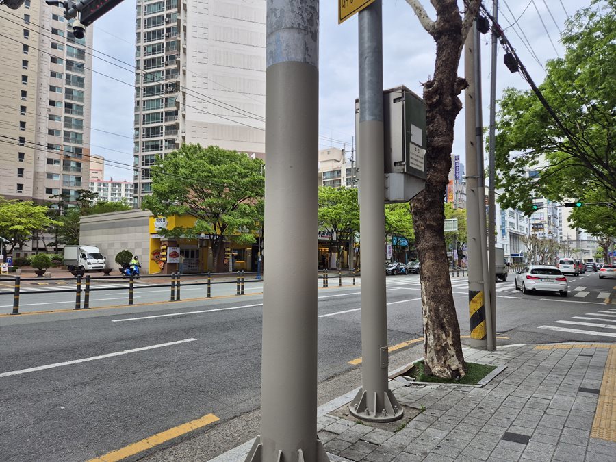 대구 북구, 불법 광고물 부착방지제 도포 