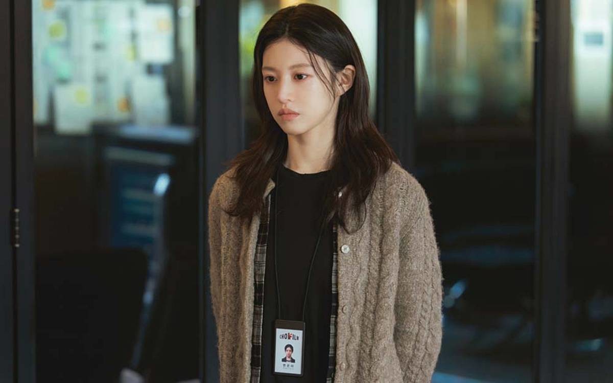 무가치함과 싸우는 고윤정 / JTBC