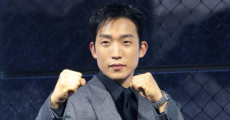 Actor Lee Sang-yi poses during a photocall of his upcoming Netflix series 'Bloodhounds Season 2' in Seoul. / News 1