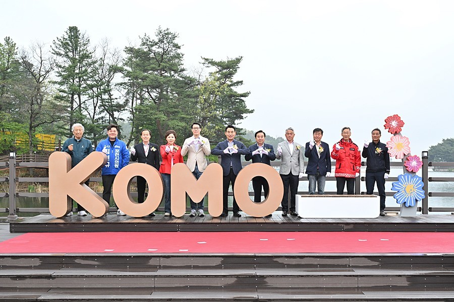 백영현 포천시장(가운데)