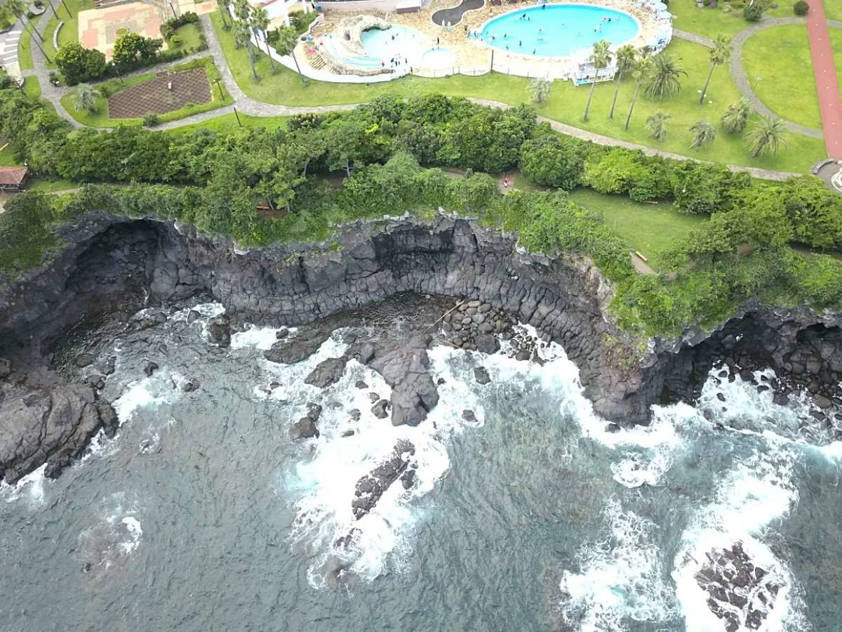 남원 큰엉해안 / VISIT JEJU-제주관광공사 제공