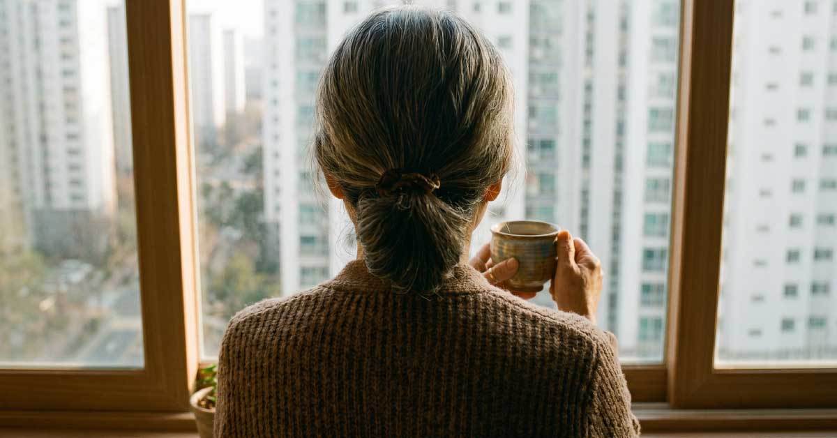 "자식도 연금도 필요없다.." 나이 들수록 혼자서도 잘 사는 사람들의 특징 1위 