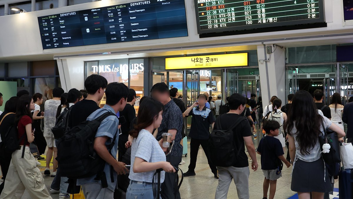 떡볶이부터 헬스장까지…KTX 마일리지, 기차역 밖에서도 현금처럼 쓴다