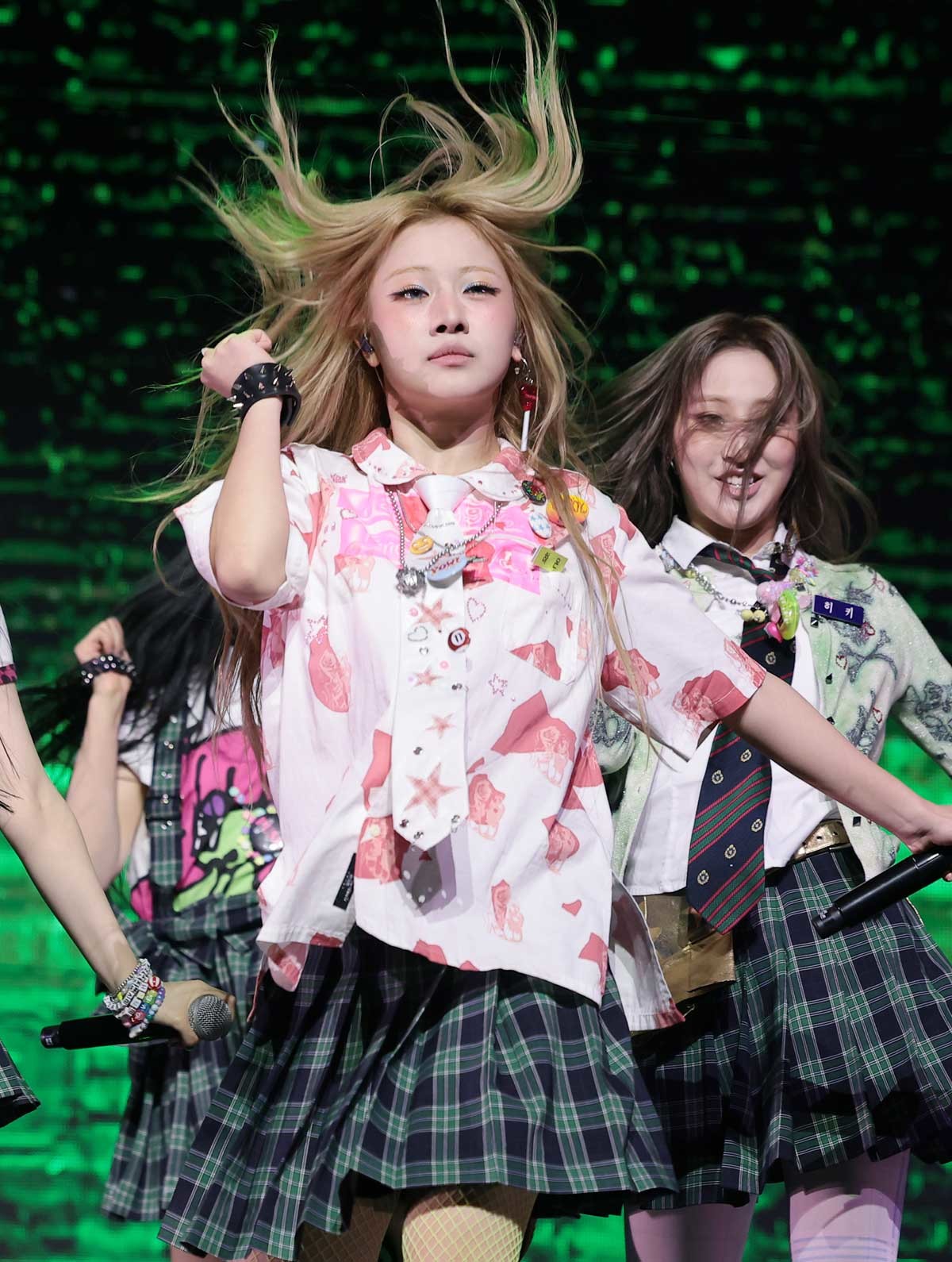 나하은, 남다른 아우라. 그룹 언차일드(UNCHILD)의 나하은이 21일 서울 용산구 블루스퀘어에서 가진 데뷔 싱글 '위 아 언차일드'(We Are UNCHILD) 발매 쇼케이스에서 타이틀 곡을 선보이고 있다. / 뉴스1