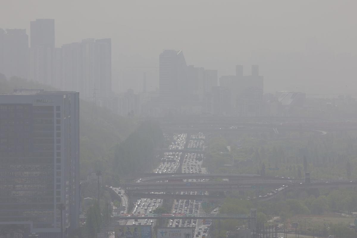 서울 등에 황사위기경보 해제…22일까지는 황사 영향 계속