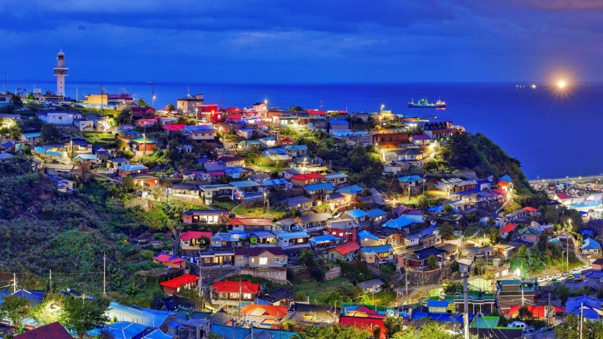 묵호항의 밤 / 한국관광공사(촬영 : 유상진)