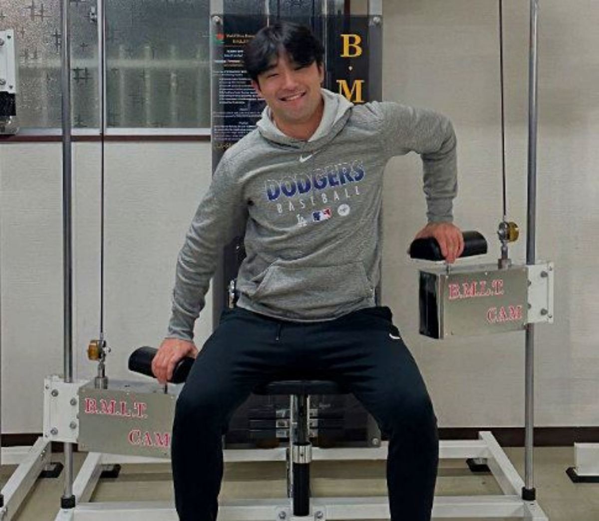 투수 최현일. / 월드윙 엔터프라이즈 공식 SNS