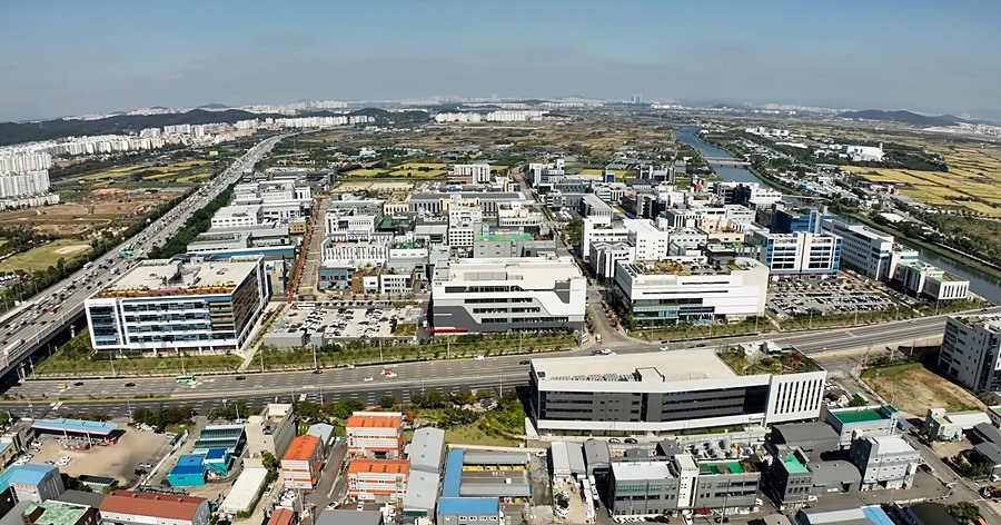 "문턱은 낮게 업종은 넓게" 계양구 서운산단, 낡은 규제 벗고 대도약