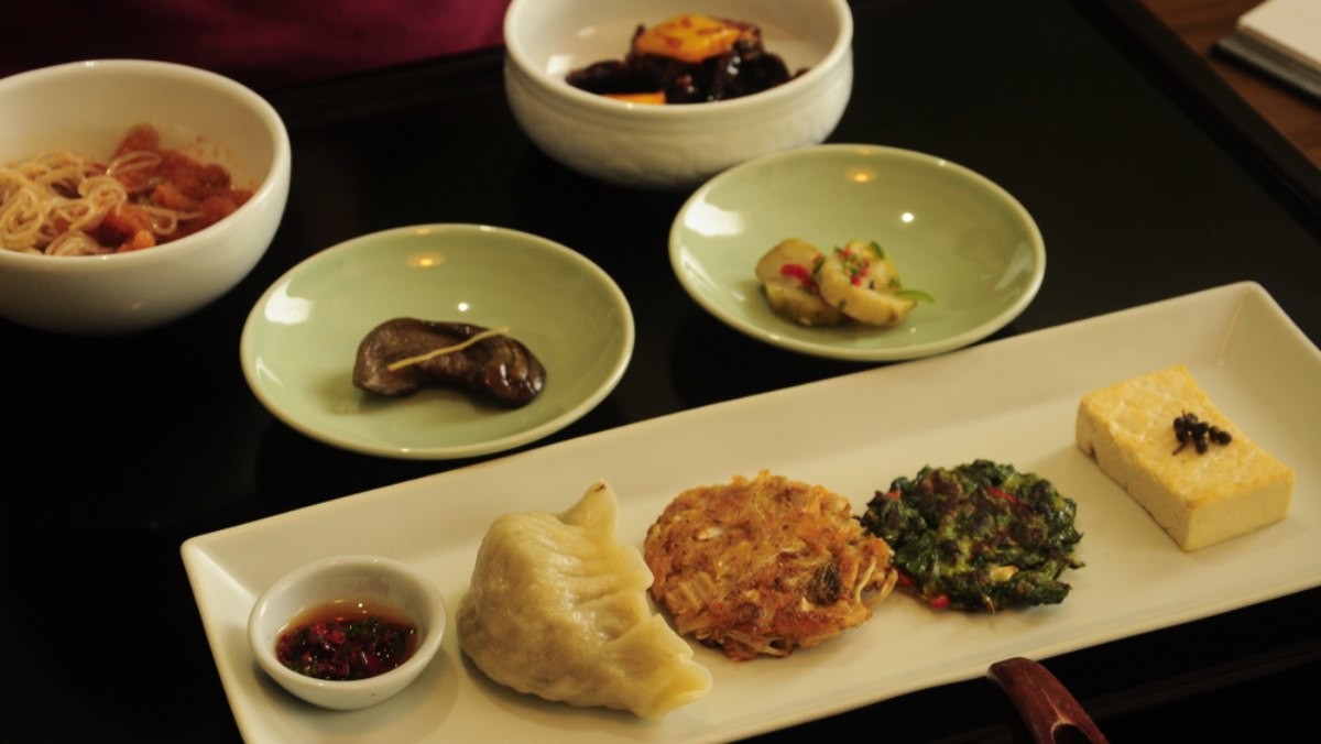 사찰음식 / destinedtwo-shutterstock.com