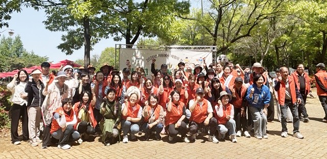 광주광역시 광산구자원봉사센터(이사장 박병기)는 25일 하남 경암근린공원 다목적운동장에서 ‘2026년 제1차 광산구 자원봉사 박람회’를  개최했다./    광산구자원봉사센터