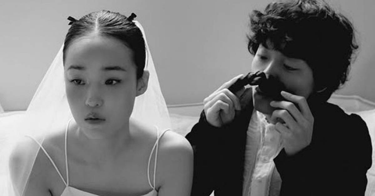 오늘(26일) 품절남 되는 오존. “작은 예식을 올릴 예정이라 많은 분들을 모시지 못해 아쉽다. 그동안 총각 오존을 사랑해 주셔서 감사하다” SNS 소감 글 올려 / 오존 인스타그램