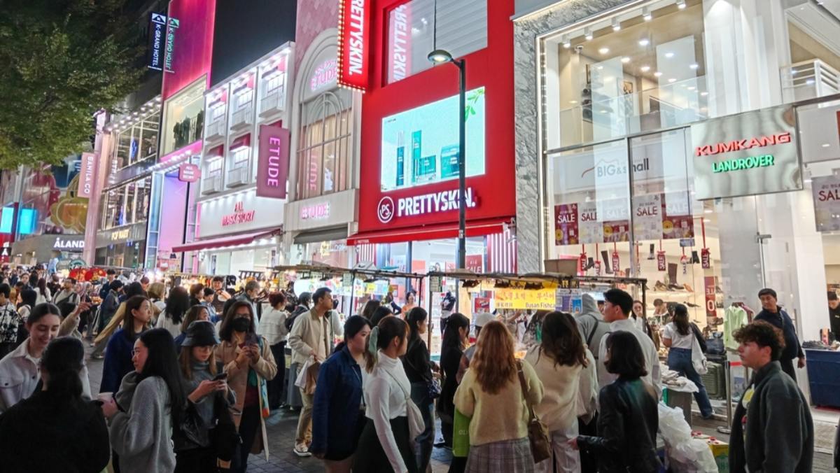 김·과자 더 이상 아니다… 외국인들이 한국 오면 눈 뒤집혀 산다는 물건