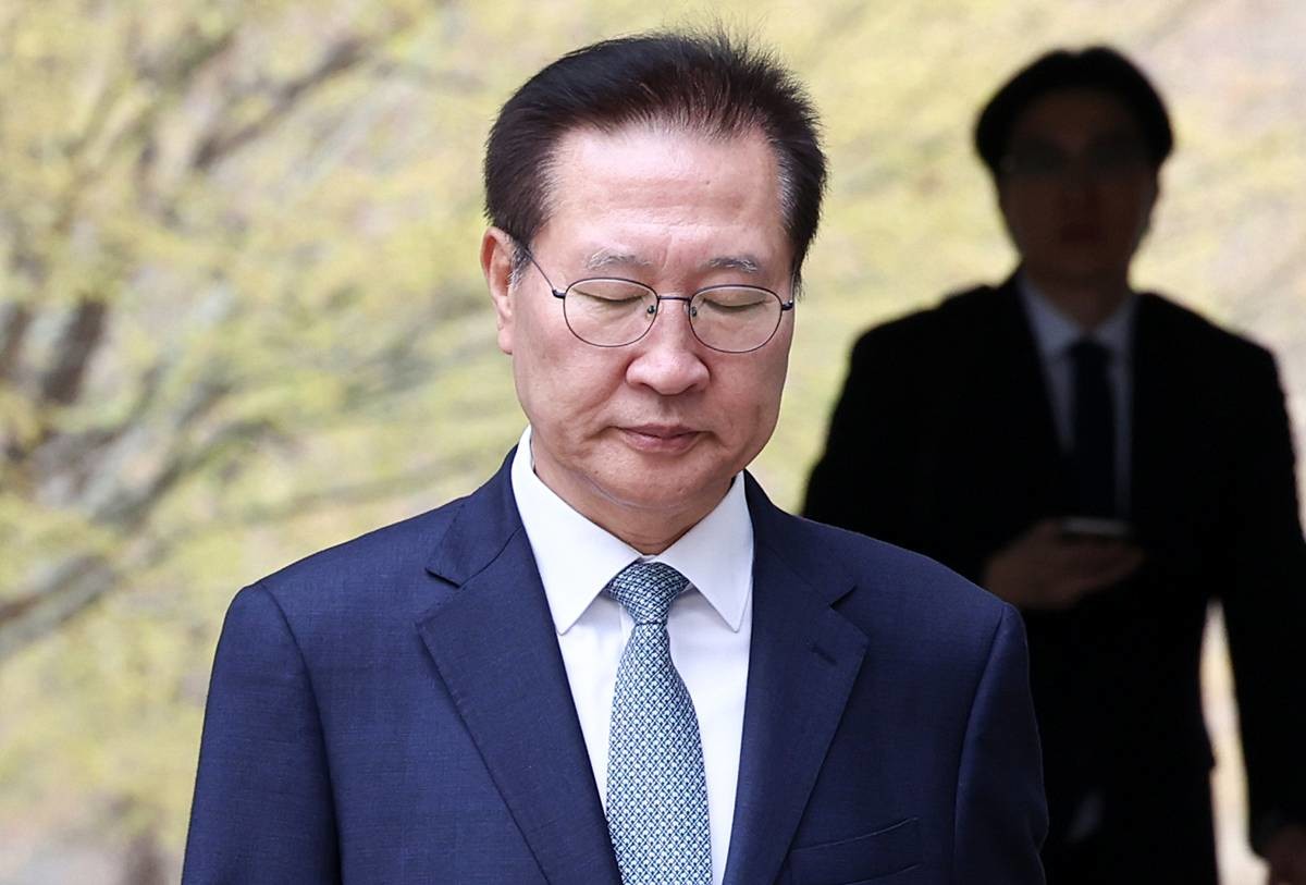 박성재 전 법무부 장관이 지난달 31일 오후 서울 서초구 서울중앙지방법원에서 열린 이종섭 전 국방부 장관의 '호주 도피' 사건 1차 공판에 출석하고 있다 / 뉴스1